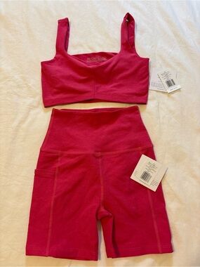 Beyond Yoga Hot Pink Bra & High-Waist Bike Shorts Set Small